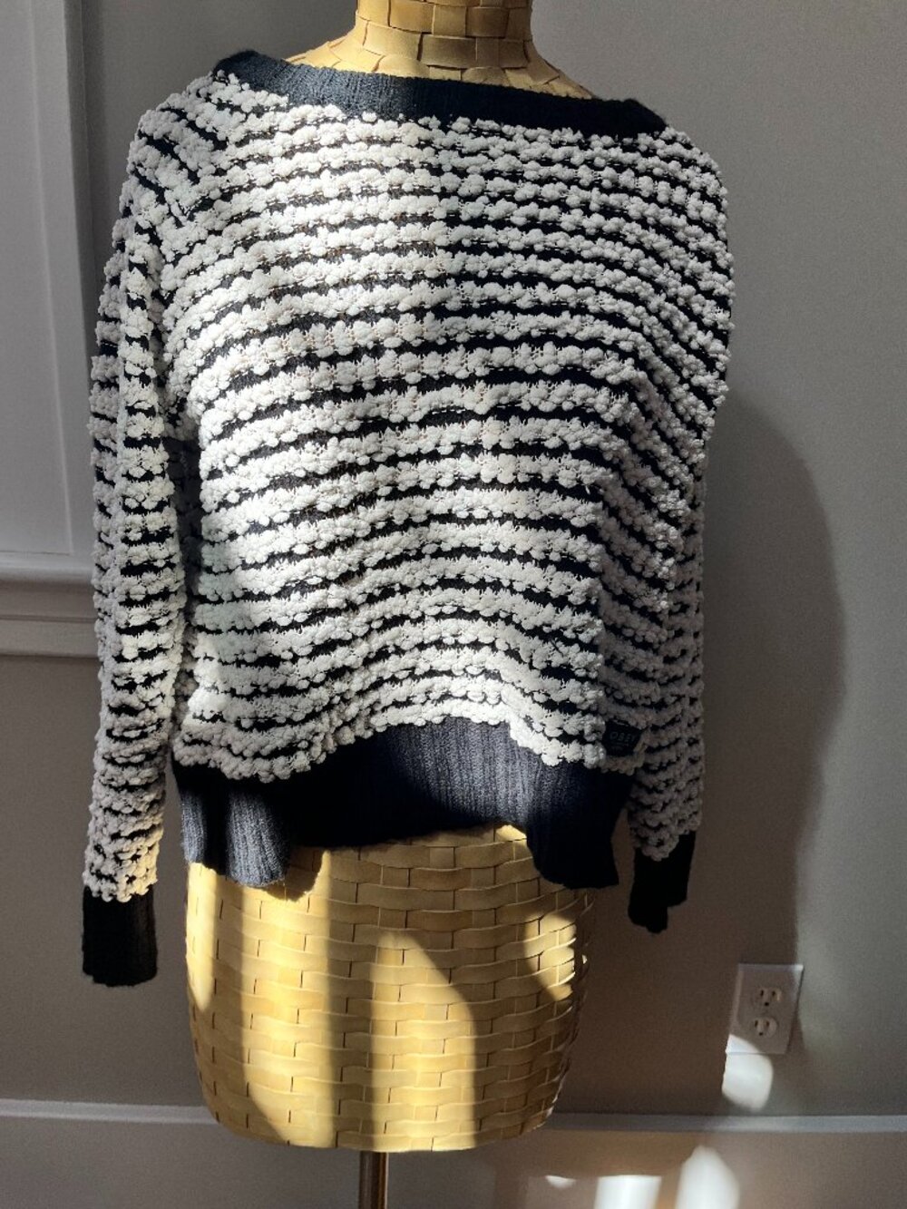Obey No 89 Black/White Cropped Cable Knit Sweater, Size XS